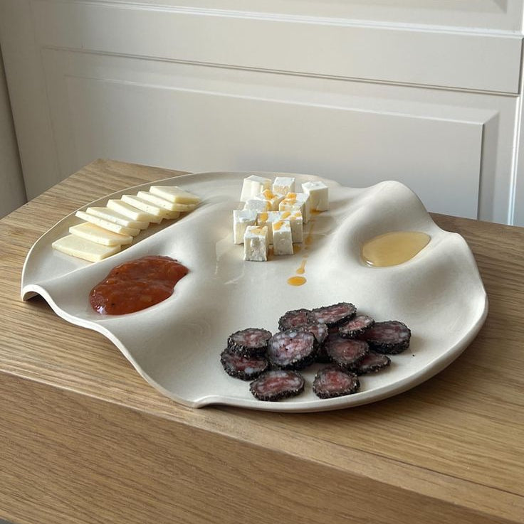 Izradi svoj vijugavi pladanj (charcuterie board)